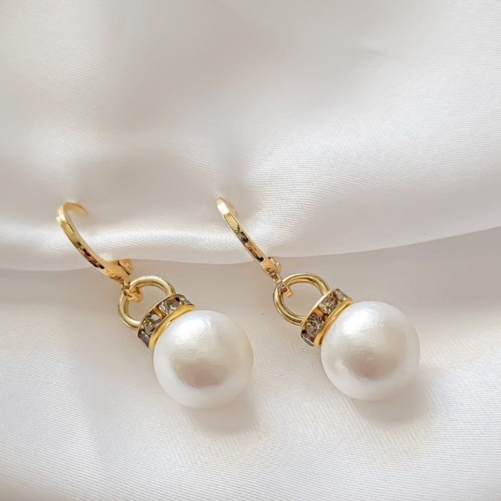 5 for $25 PEARL ROUND DROPS